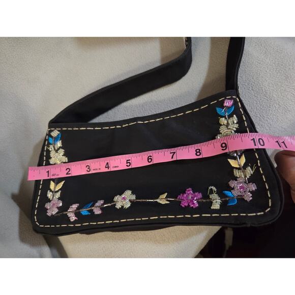 Vtg Y2K Embroidered Beaded PVC Arm Purse Floral Tulip - Picture 11 of 14